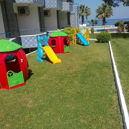 Art Hotel Kusadasi